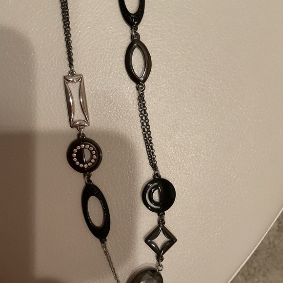 Lia Sophia Necklace Black and silver - Picture 2 of 3